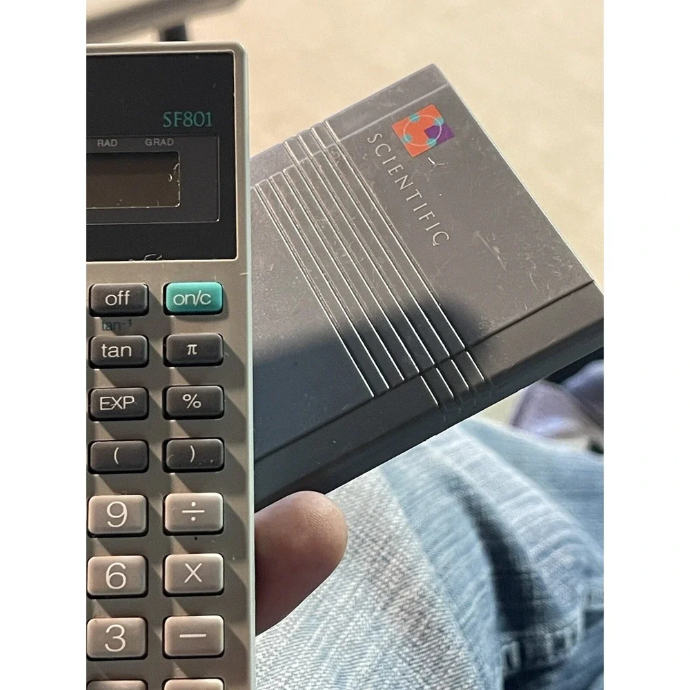 Scientific‎ Royal Calculator Model SF801